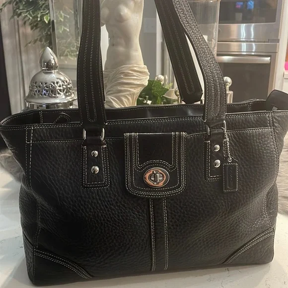 Iconic coach bags hot sale